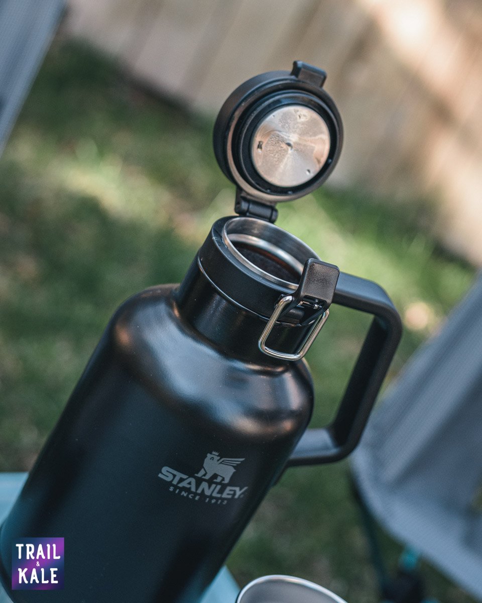 Stanley Growler Review [A Perfect Gift For Beer Lovers]