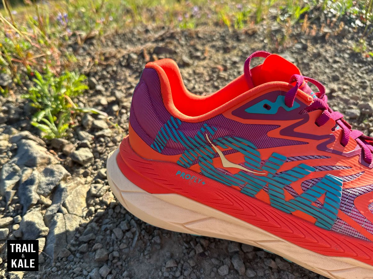 Don't be confused by the fact HOKA has written PROFLY+ on the midsole (like I was...), I'm pretty sure they meant to write PROFLYX on it as it features a carbon plate.