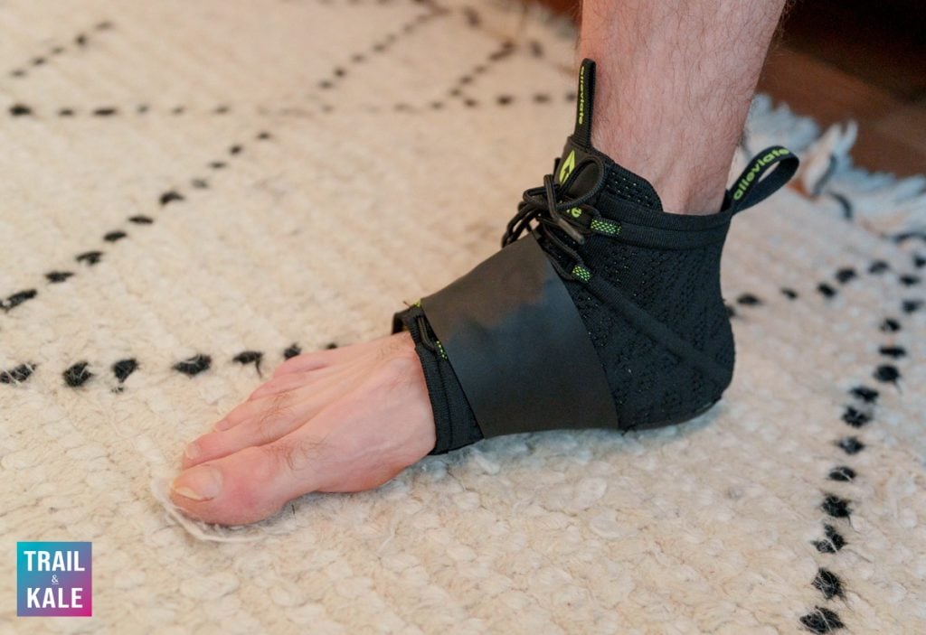 Alleviate Therapy plantar fasciitis brace from the inside side view